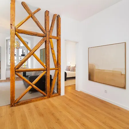 Apartment Whome Escape Exclusive Downtown Building For Rent