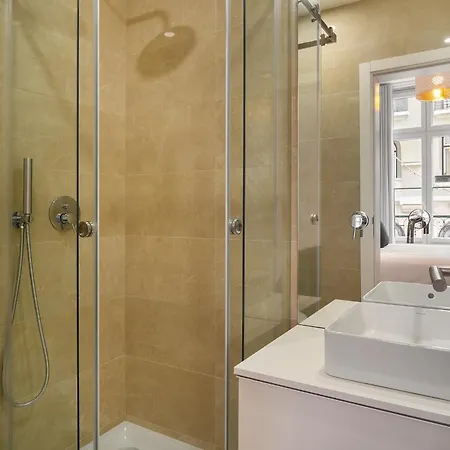 Lägenhet Whome Escape Exclusive Downtown Building For Rent *