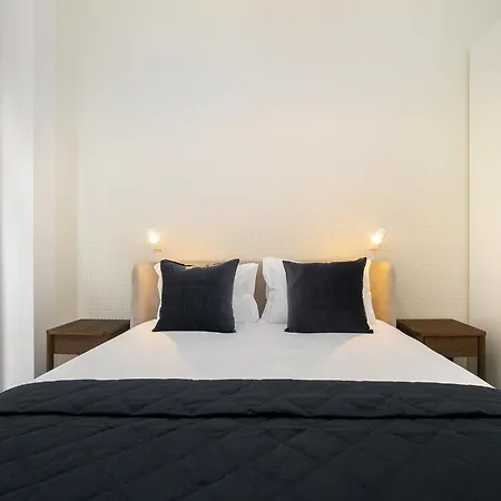 아파트 Whome Escape Exclusive Downtown Building For Rent 리스본